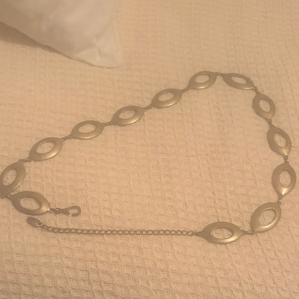 Elegant Faux brass/gold Women's Chain Belt